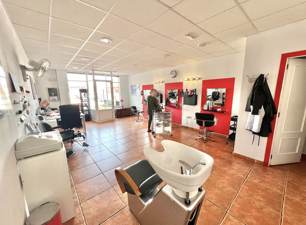 Komercyjne na sprzedaż w La Marina z garażem - 24 000 € (Ref: 9190377)