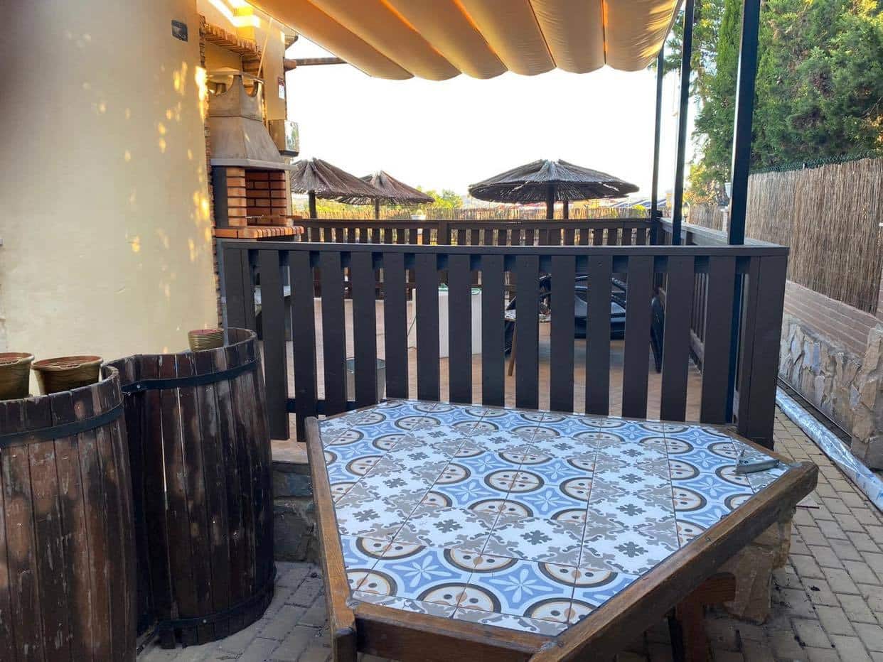 Local Comercial en La Marina en venta - 250.000 € (Ref: 9201559)