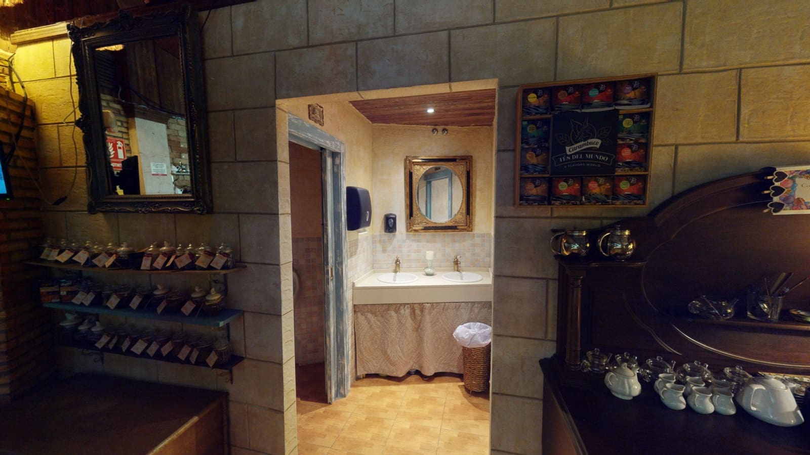 Local Comercial en La Marina en venta - 250.000 € (Ref: 9201559)