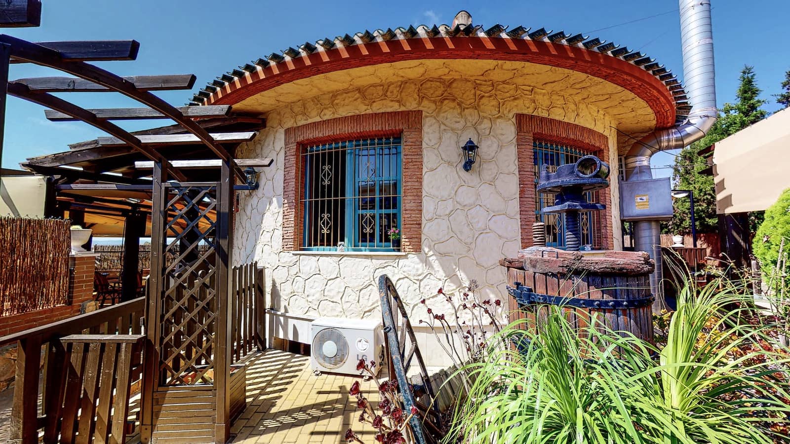 Local Comercial en La Marina en venta - 250.000 € (Ref: 9201559)