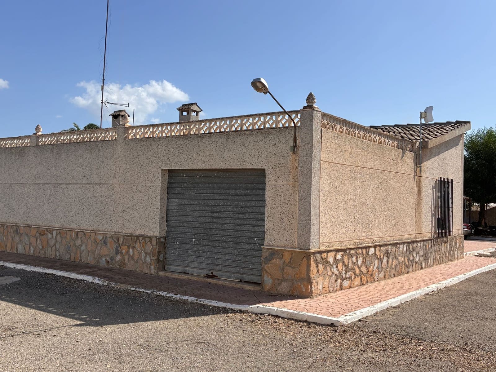 4 bedroom Finca/Country House for sale in Las Bayas with garage - € 279,000 (Ref: 9314401)