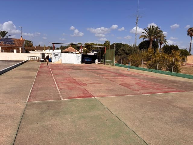 4 bedroom Finca/Country House for sale in Las Bayas, Elche / Elx with garage - € 279,000 (Ref: 9314401)