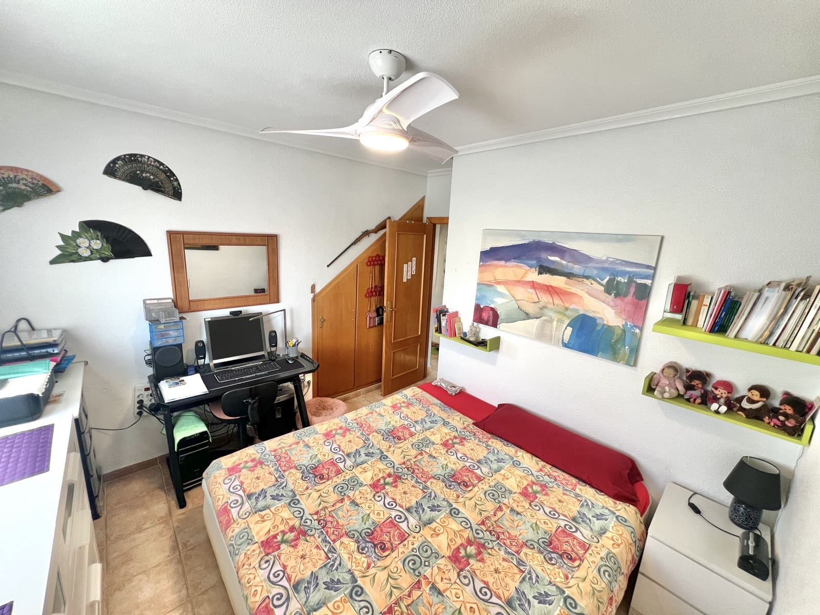 4 makuuhuone Huoneisto myytävänä paikassa La Marina mukana uima-altaan 
autotalli - 199 000 € (Ref: 9315158)