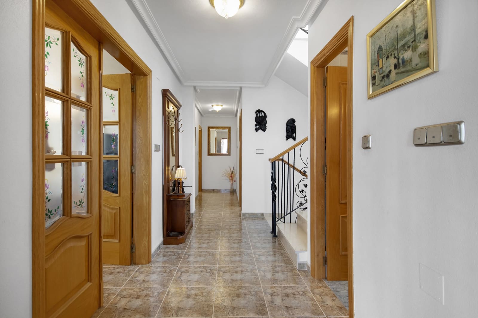 5 makuuhuone Huvila myytävänä paikassa La Marina mukana uima-altaan 
autotalli - 449 500 € (Ref: 9329813)