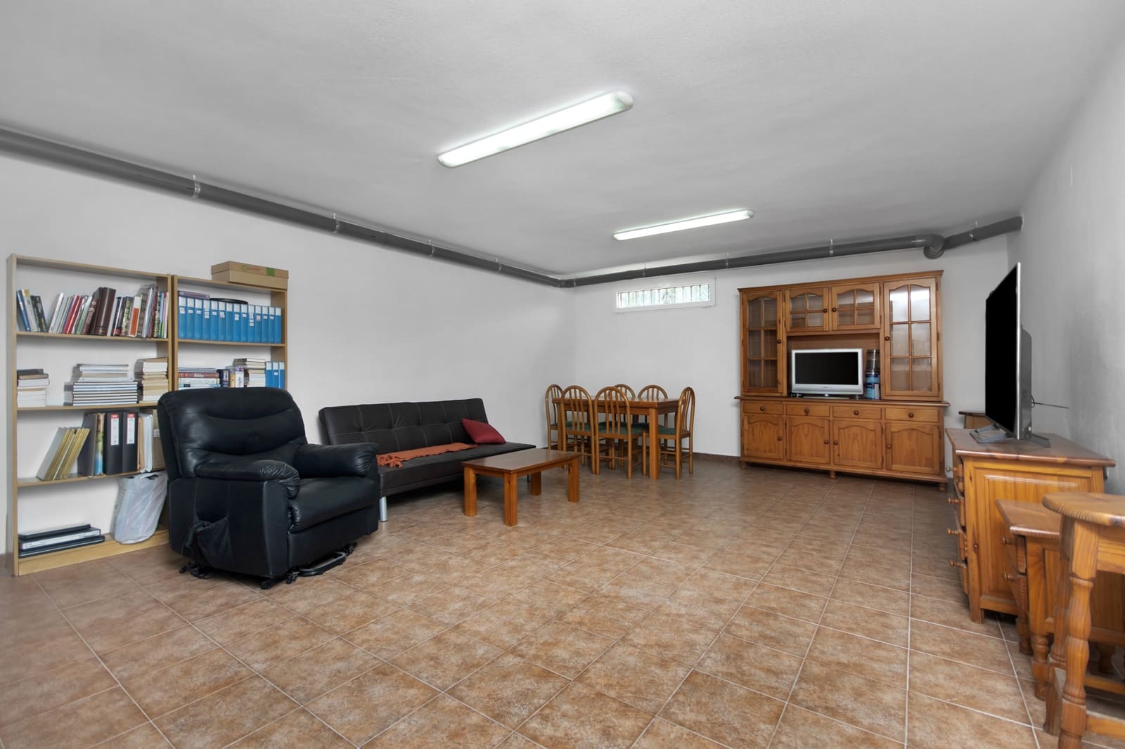 5 makuuhuone Huvila myytävänä paikassa La Marina mukana uima-altaan 
autotalli - 449 500 € (Ref: 9329813)