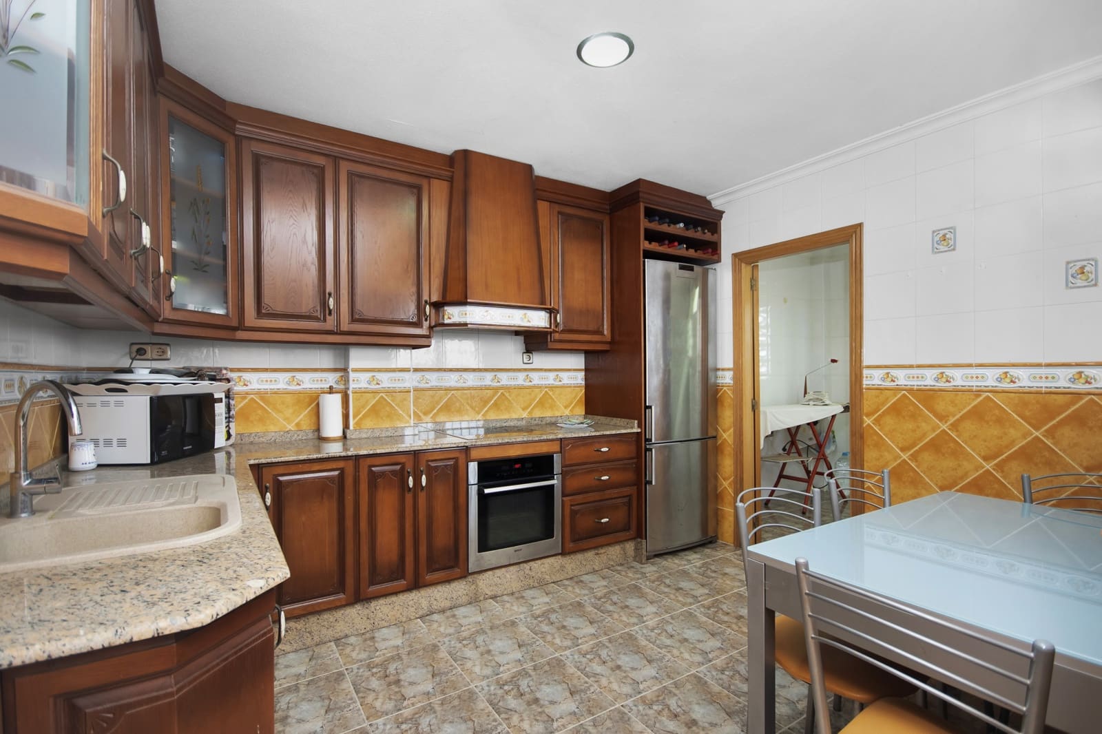 5 makuuhuone Huvila myytävänä paikassa La Marina mukana uima-altaan 
autotalli - 449 500 € (Ref: 9329813)