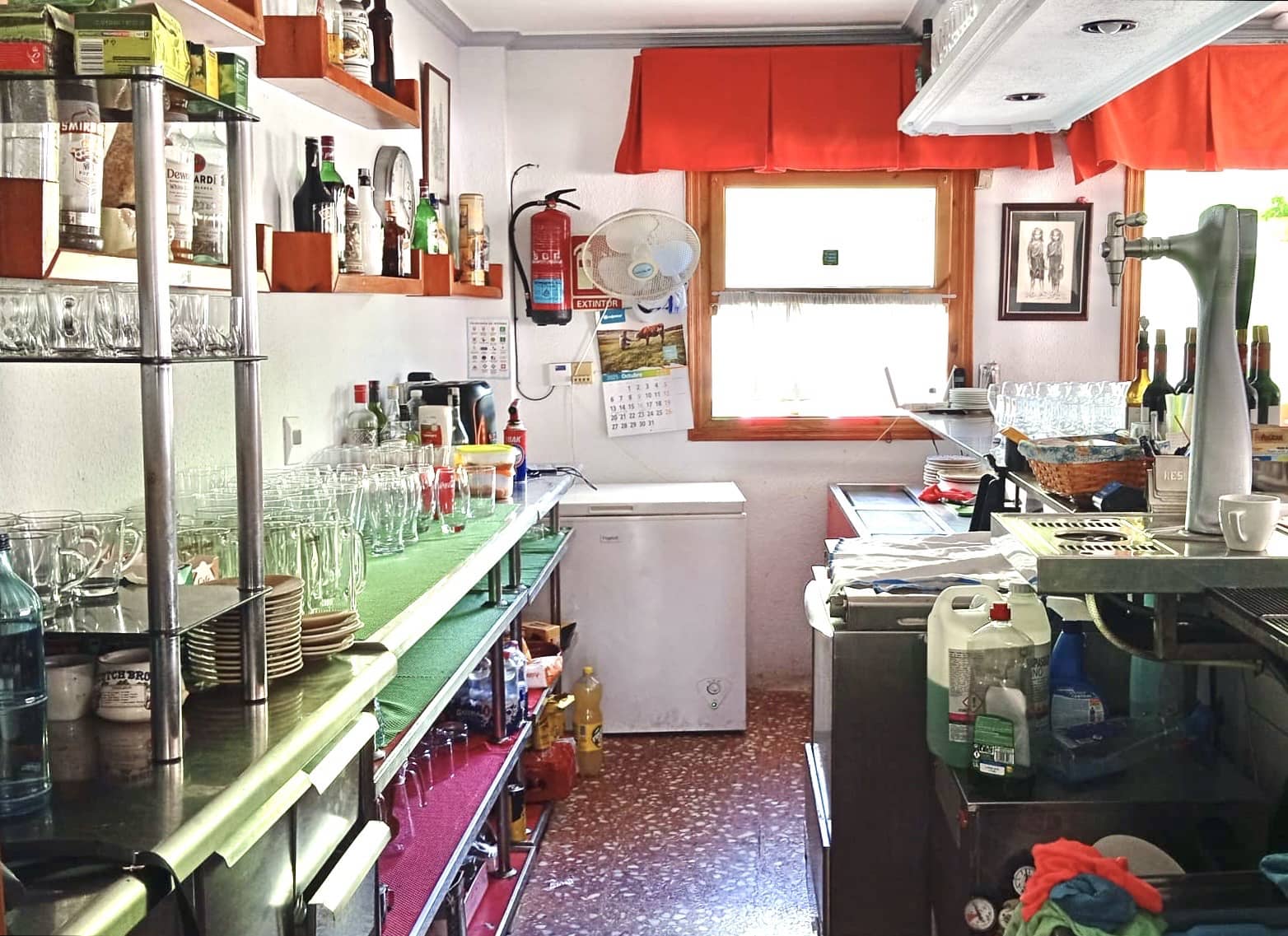 Commerciale in vendita in La Marina - 145.000 € (Rif: 9343874)