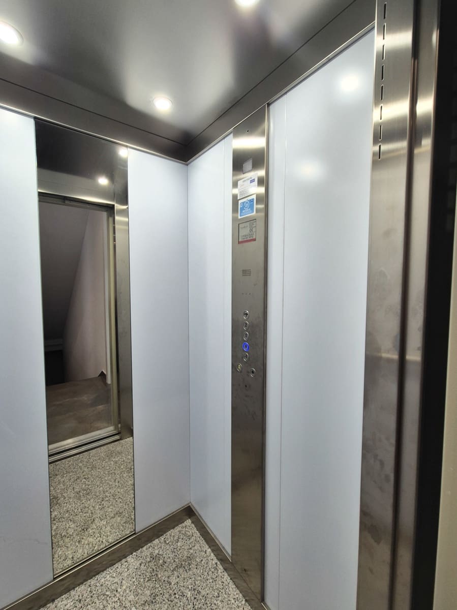 7 makuuhuone Huvila myytävänä paikassa La Marina mukana uima-altaan - 1 491 600 € (Ref: 9345190)