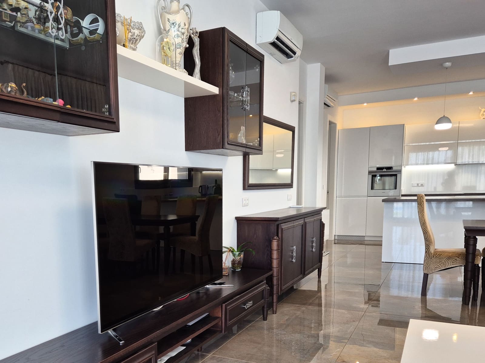 7 makuuhuone Huvila myytävänä paikassa La Marina mukana uima-altaan - 1 491 600 € (Ref: 9345190)