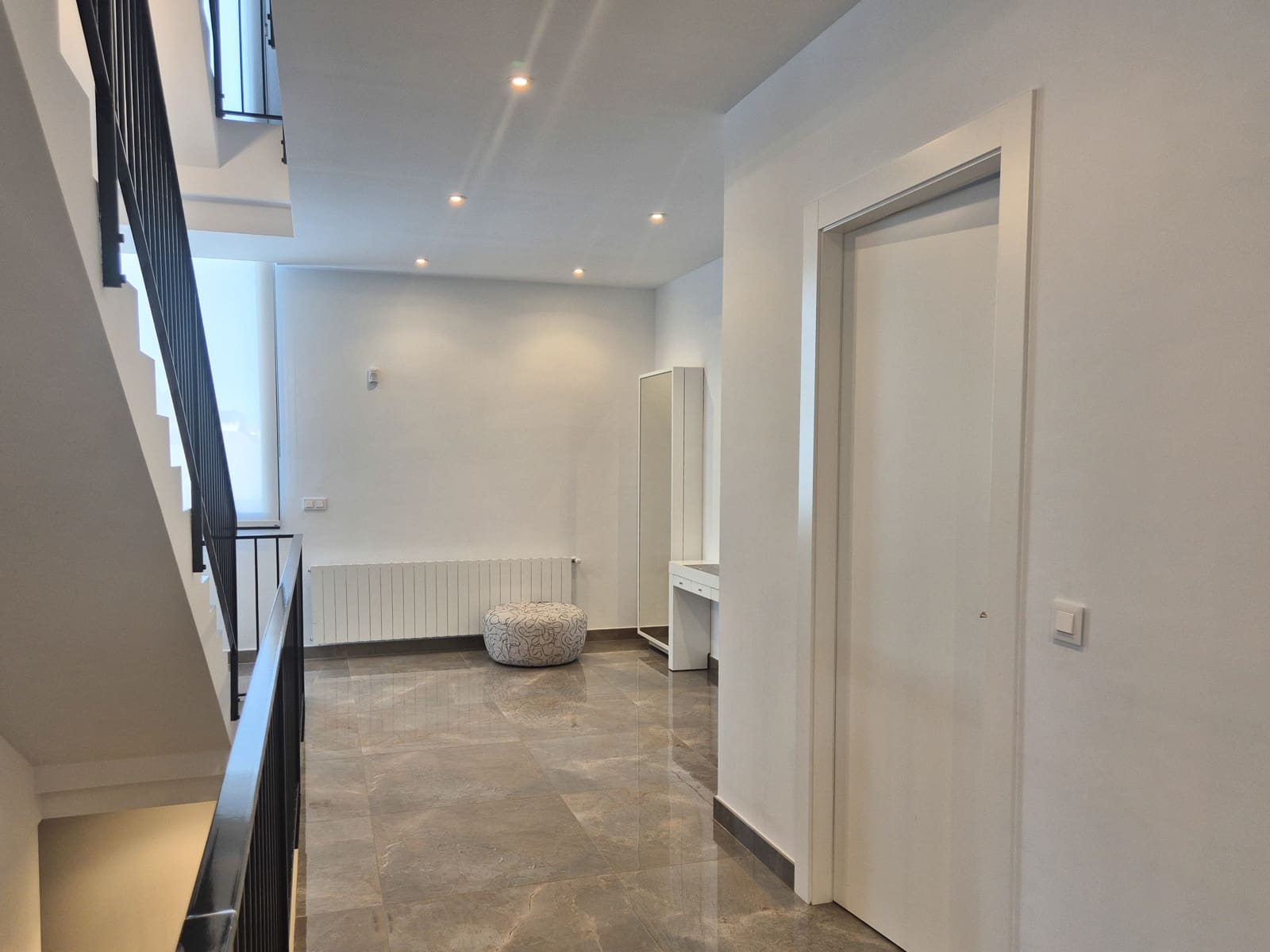 7 makuuhuone Huvila myytävänä paikassa La Marina mukana uima-altaan - 1 491 600 € (Ref: 9345190)