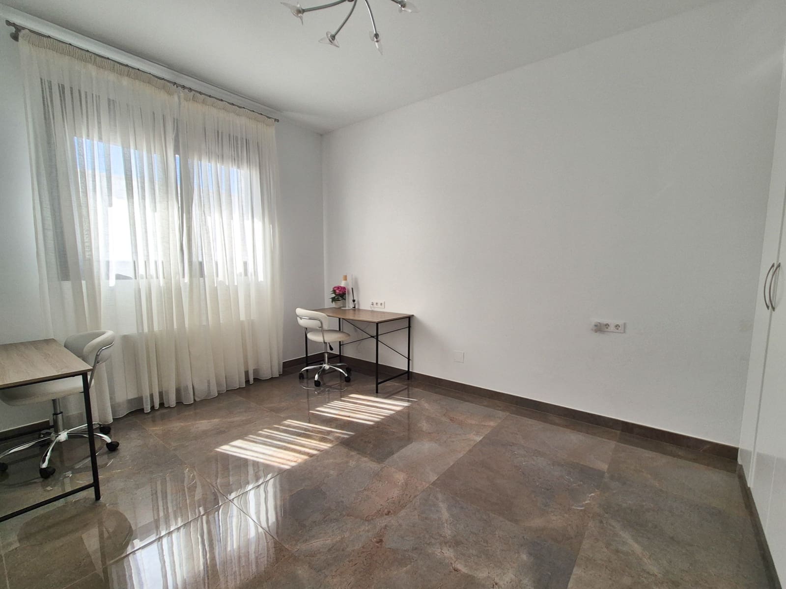 7 makuuhuone Huvila myytävänä paikassa La Marina mukana uima-altaan - 1 491 600 € (Ref: 9345190)