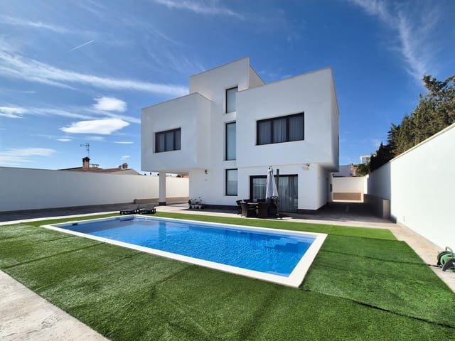 7 makuuhuone Huvila myytävänä paikassa La Marina, Elche / Elx mukana uima-altaan - 1 491 600 € (Ref: 9345190)