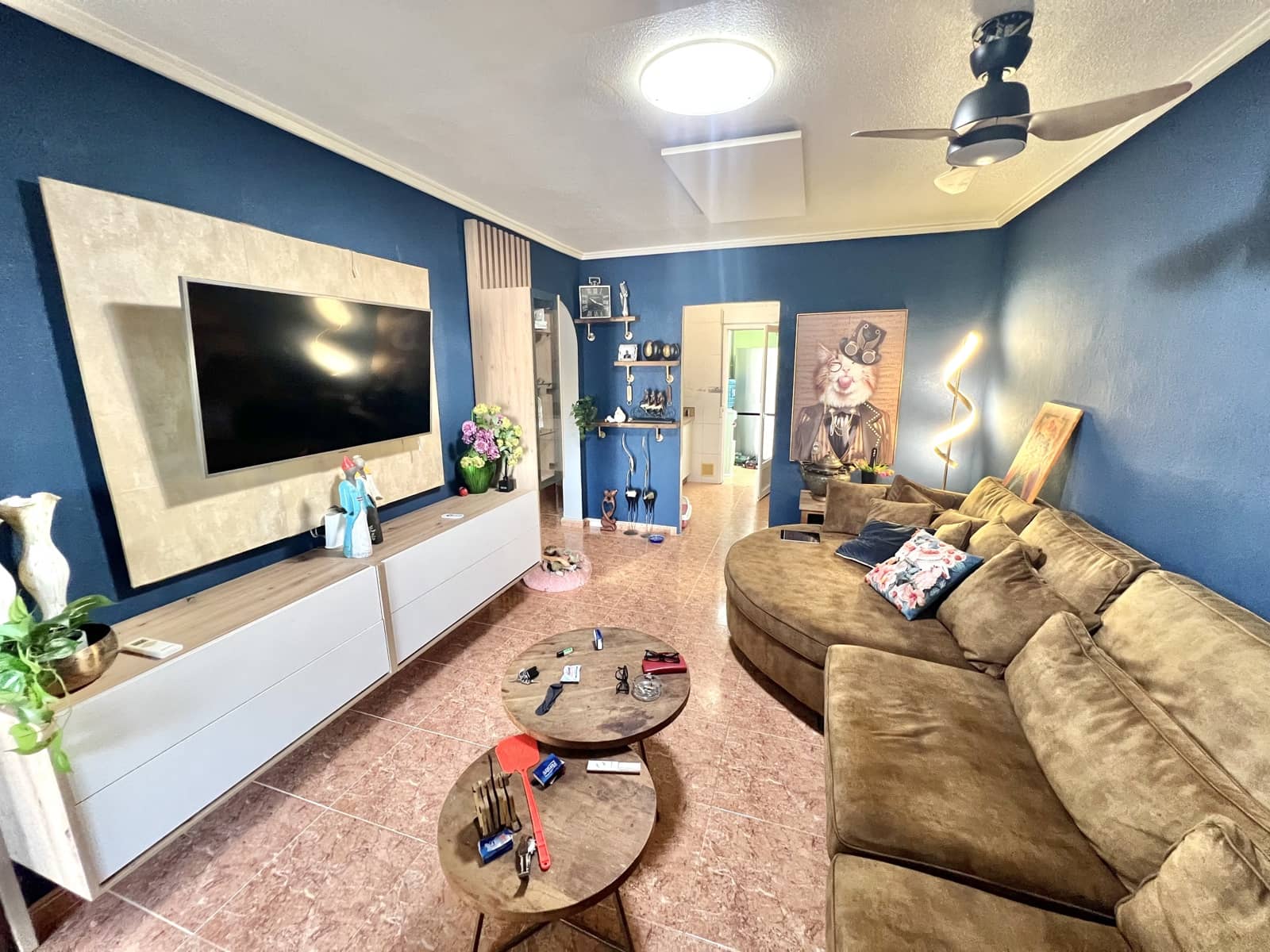 3 makuuhuone Huvila myytävänä paikassa La Marina mukana uima-altaan 
autotalli - 189 000 € (Ref: 9383285)