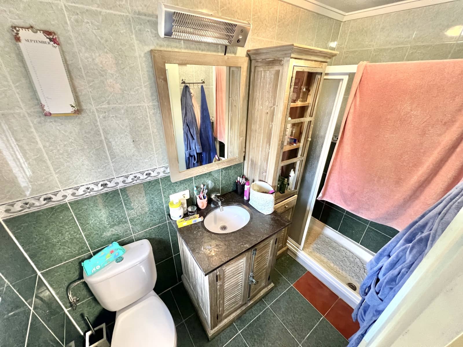 3 makuuhuone Huvila myytävänä paikassa La Marina mukana uima-altaan 
autotalli - 189 000 € (Ref: 9383285)