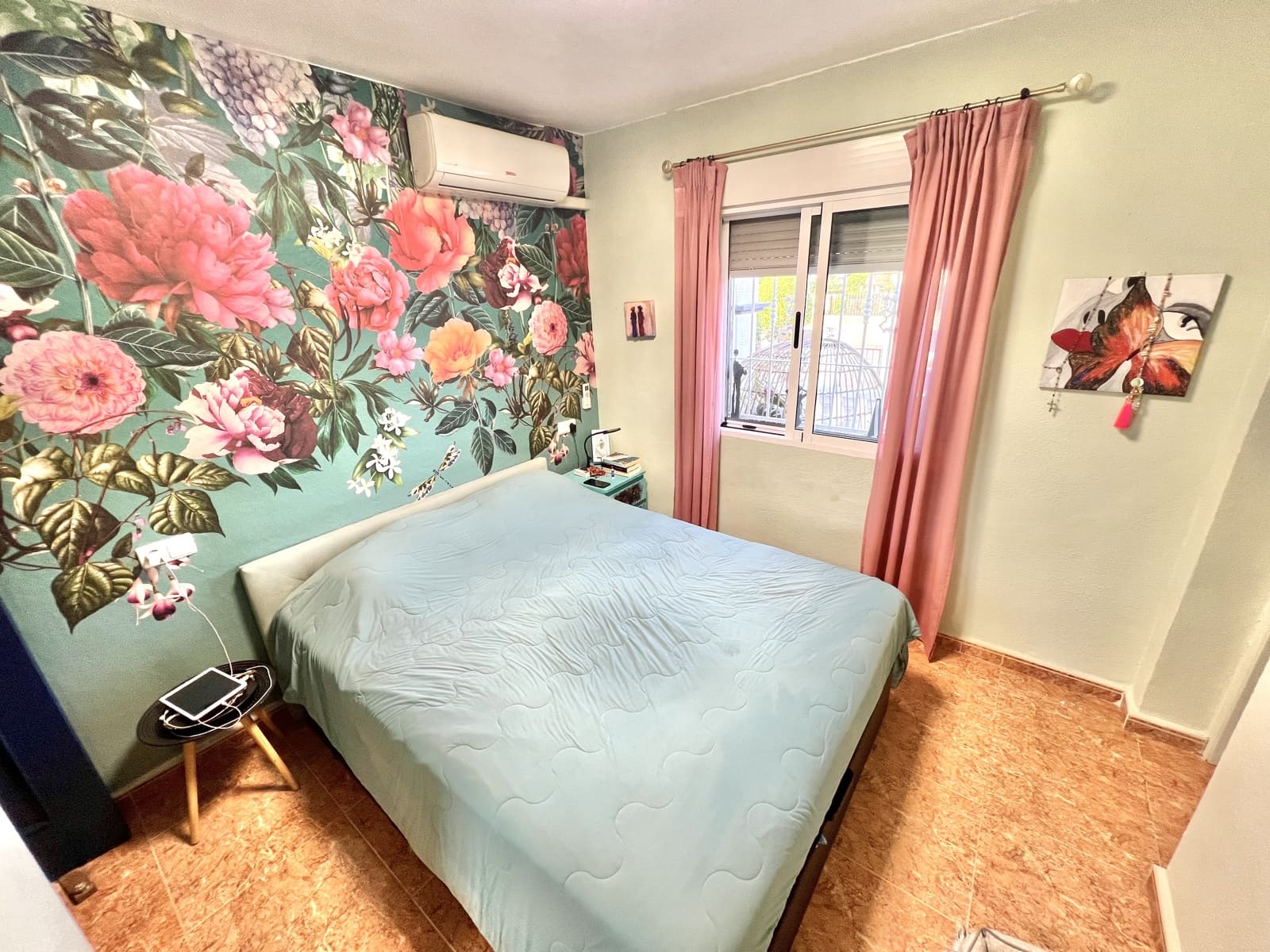 3 makuuhuone Huvila myytävänä paikassa La Marina mukana uima-altaan 
autotalli - 189 000 € (Ref: 9383285)