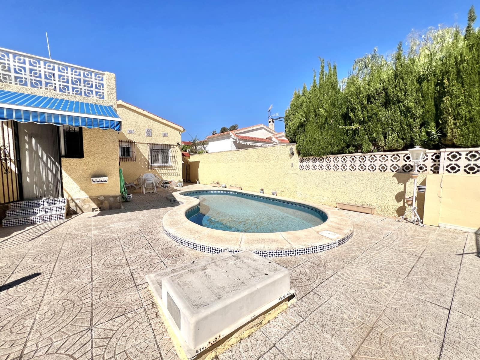 2 soveværelse Villa til salg i La Marina med swimmingpool garage - € 219.950 (Ref: 9428214)