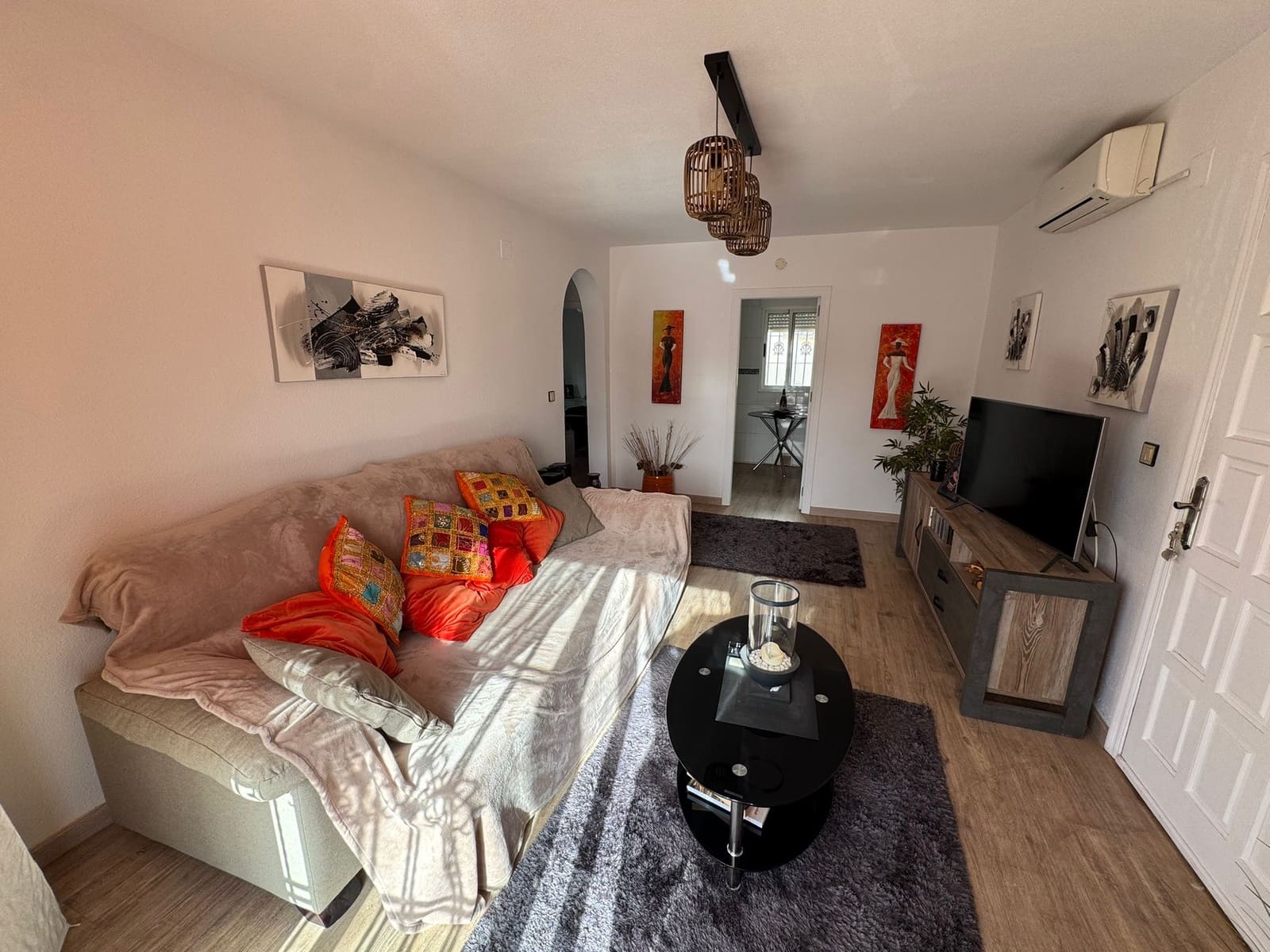 2 soveværelse Lejlighed til salg i La Marina med swimmingpool - € 118.000 (Ref: 9438738)