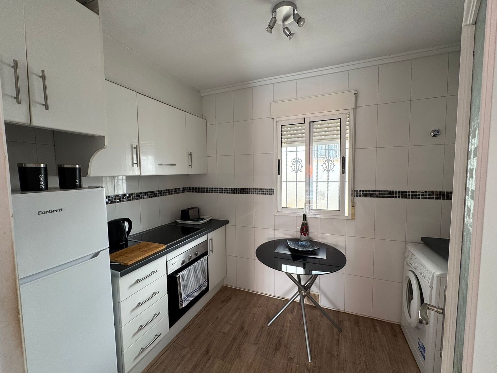 2 soveværelse Lejlighed til salg i La Marina med swimmingpool - € 118.000 (Ref: 9438738)