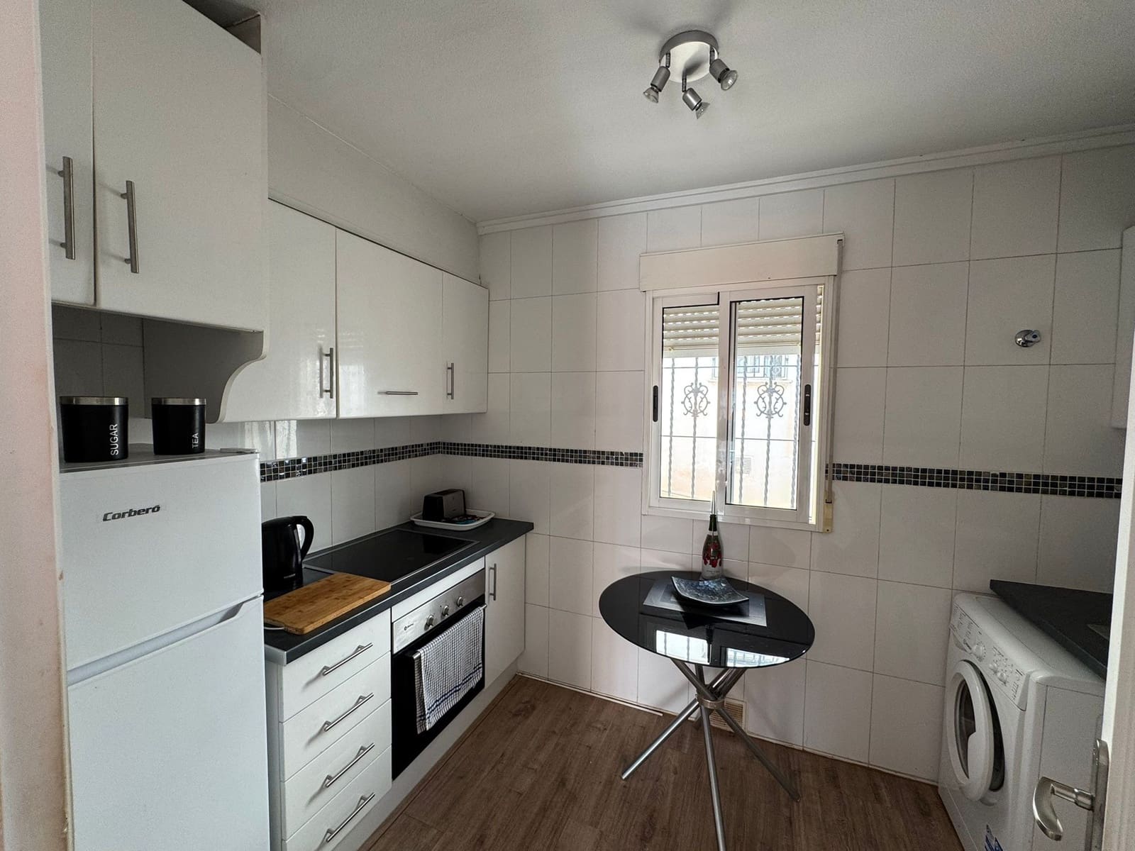 2 soveværelse Lejlighed til salg i La Marina med swimmingpool - € 118.000 (Ref: 9438738)