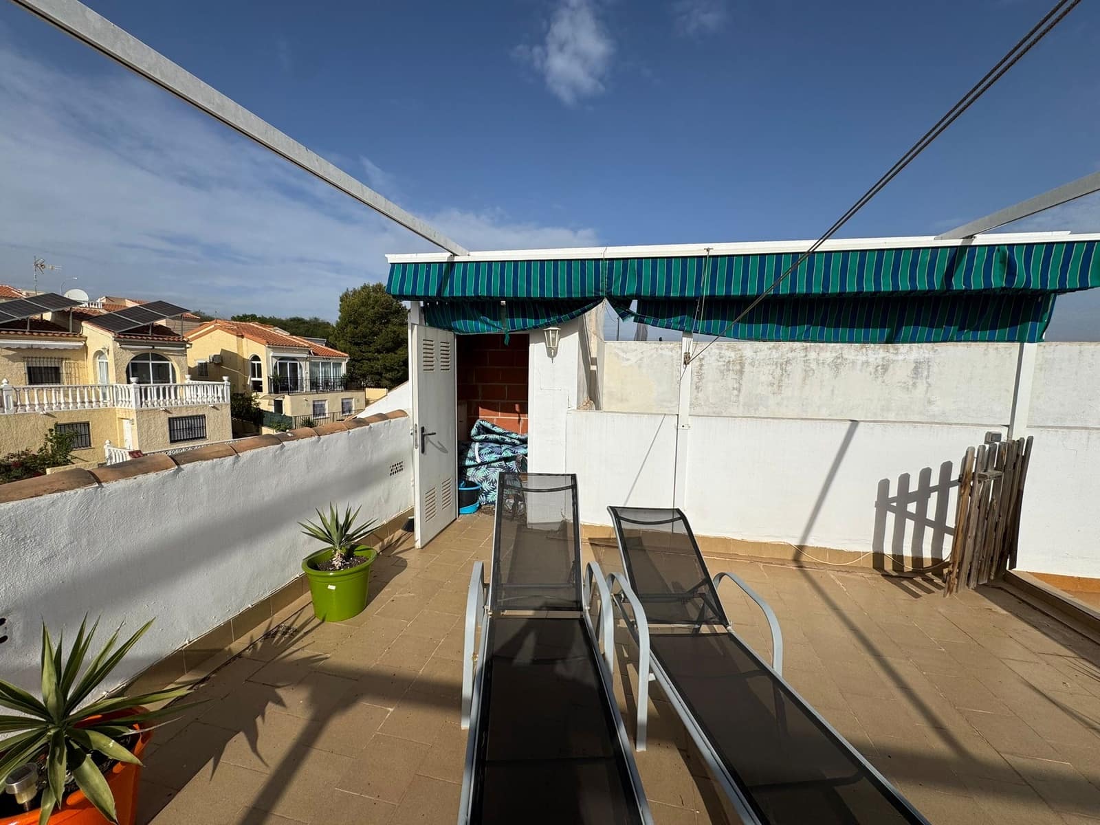 2 soveværelse Lejlighed til salg i La Marina med swimmingpool - € 118.000 (Ref: 9438738)