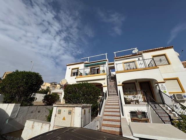 2 soveværelse Lejlighed til salg i La Marina, Elche / Elx med swimmingpool - € 118.000 (Ref: 9438738)