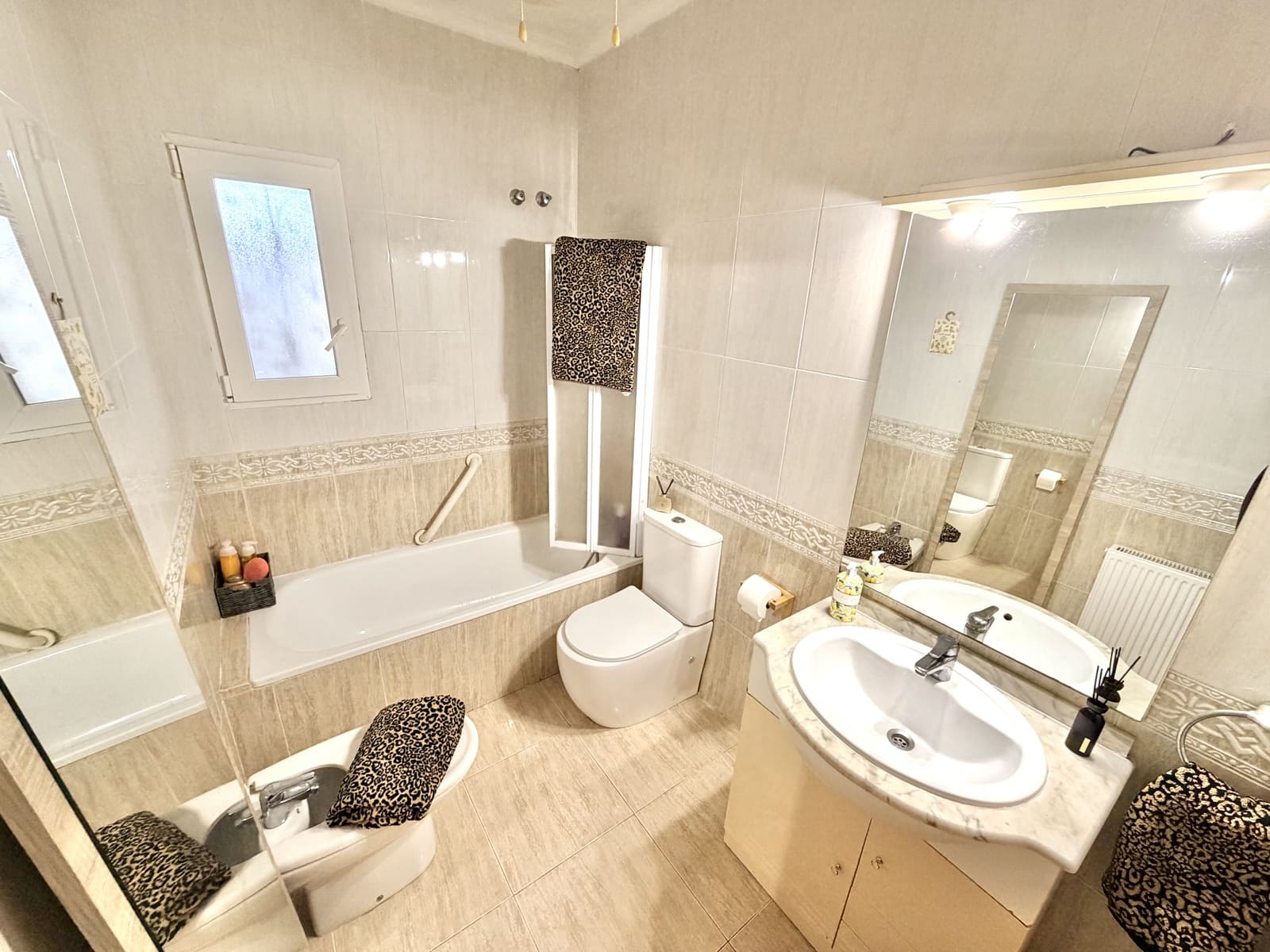 Chalet de 3 habitaciones en La Marina en venta con piscina garaje - 359.999 € (Ref: 9453576)