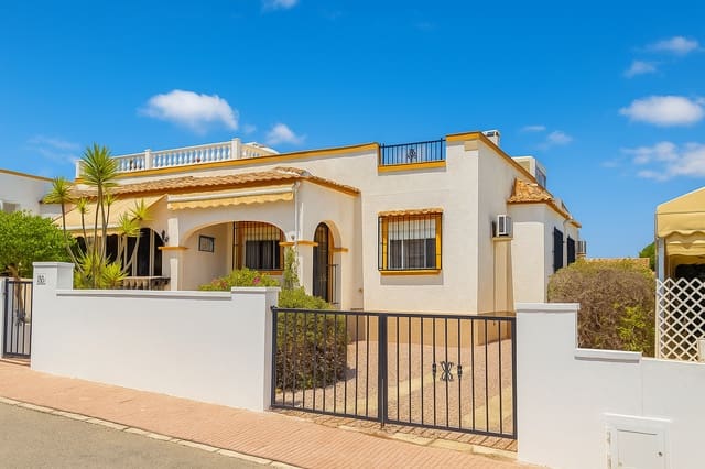 2 slaapkamer Villa te koop in La Marina, Elche / Elx met zwembad garage - € 168.000 (Ref: 9459631)