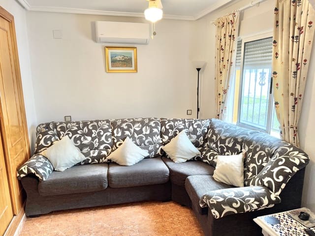 2 slaapkamer Villa te koop in La Marina, Elche / Elx met zwembad garage - € 168.000 (Ref: 9459631)