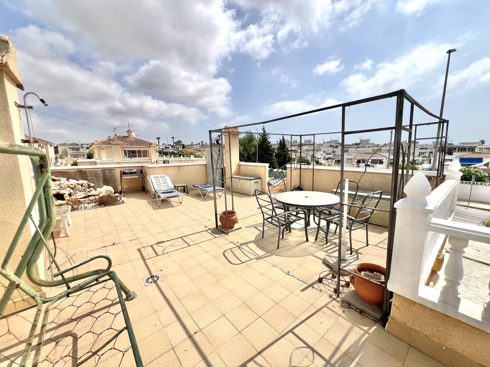 2 Zimmer Villa zu verkaufen in La Marina mit Pool Garage - 169.000 € (Ref: 9462853)