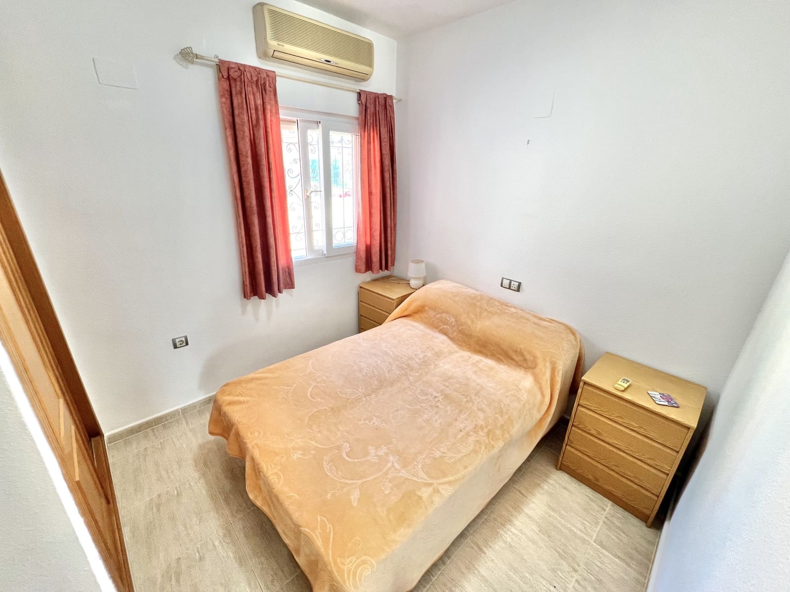 3 bedroom Villa for sale in La Marina with pool garage - € 329,950 (Ref: 9489997)