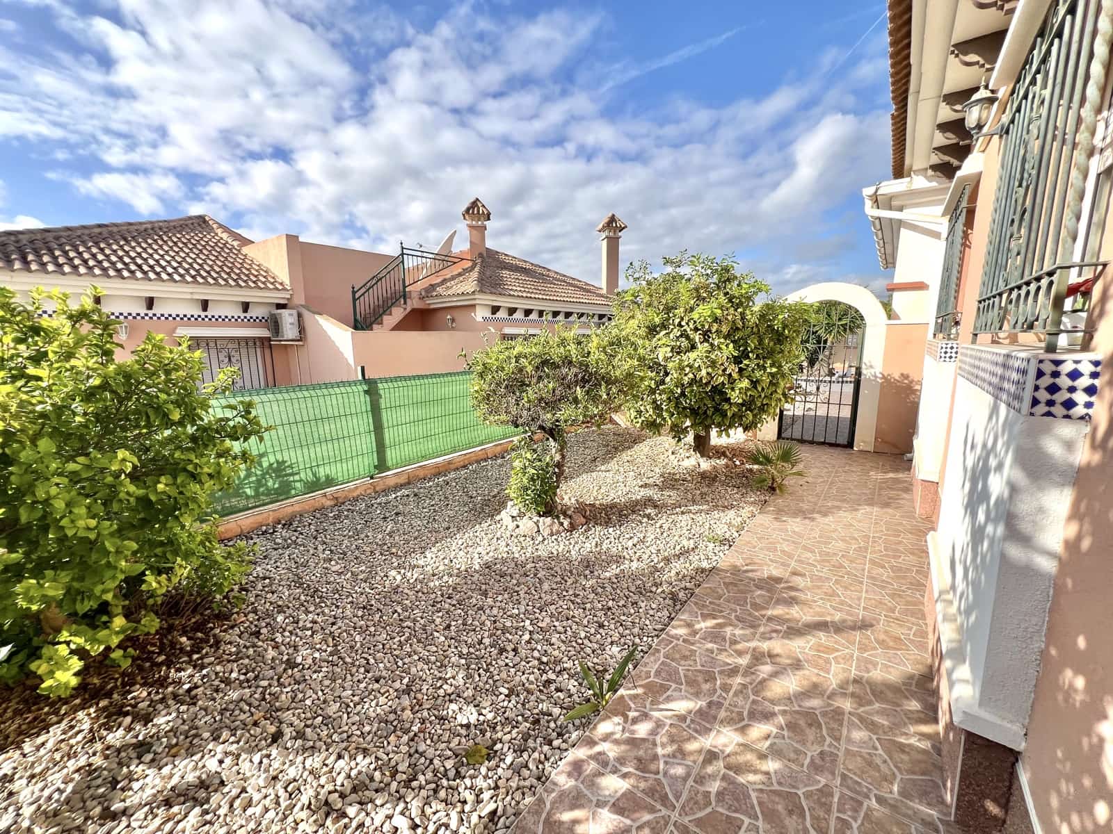 3 bedroom Villa for sale in La Marina with pool garage - € 329,950 (Ref: 9489997)