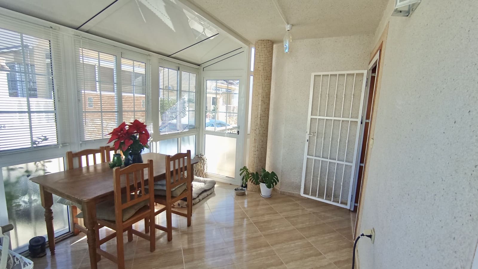 3 soveværelse Villa til salg i La Marina med swimmingpool - € 239.950 (Ref: 9495380)