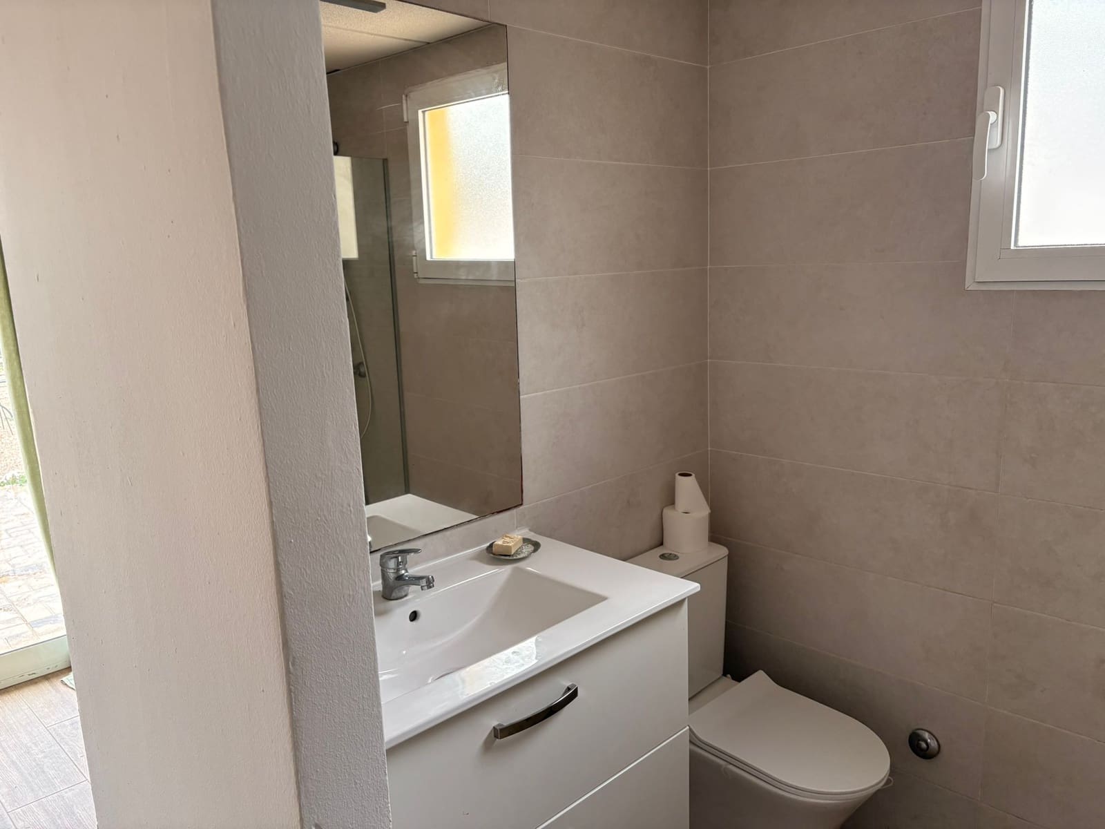 4 bedroom Villa for sale in La Marina with pool garage - € 399,999 (Ref: 9504696)