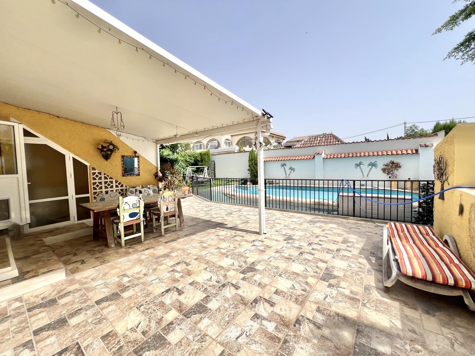 4 bedroom Villa for sale in La Marina with pool garage - € 399,999 (Ref: 9504696)