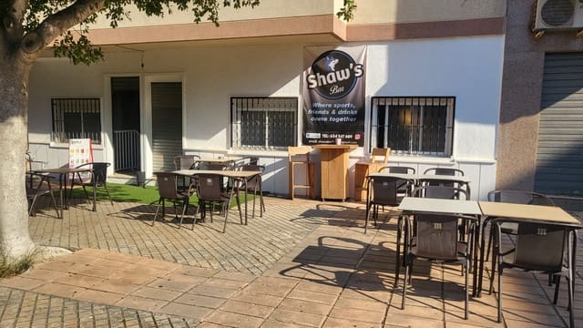 Commercieel te koop in La Marina, Elche / Elx - € 240.000 (Ref: 9521913)