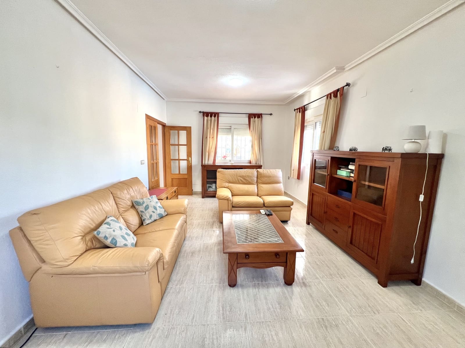 3 soveværelse Villa til salg i La Marina med swimmingpool garage - € 329.950 (Ref: 9523055)