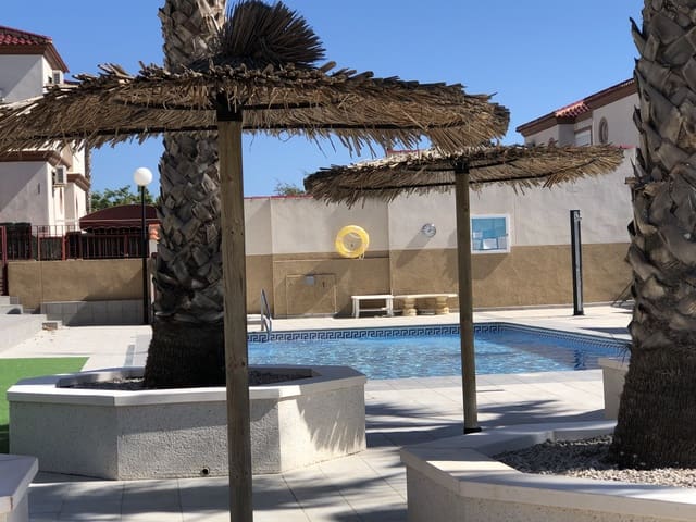 4 camera da letto Appartamento in vendita in La Marina, Elche / Elx con piscina garage - 199.000 € (Rif: 9525336)