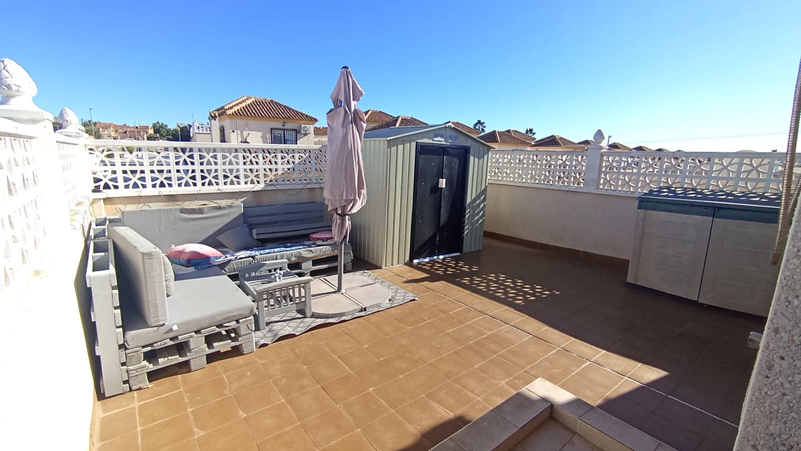 3 makuuhuone Huvila myytävänä paikassa La Marina mukana uima-altaan - 229 950 € (Ref: 9528646)