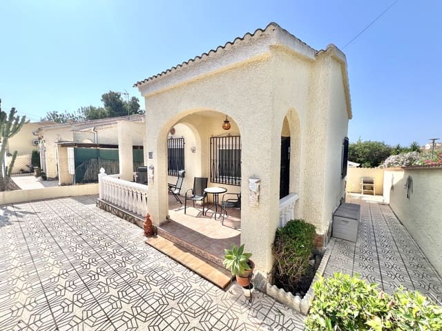 4 sovrum Villa till salu i La Marina, Elche / Elx med garage - 169 950 € (Ref: 9532011)