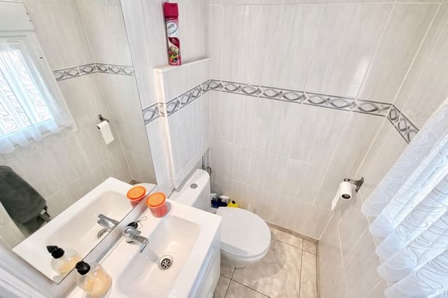 2 quarto Moradia para venda em La Marina, Elche / Elx com piscina garagem - 205 000 € (Ref: 9532739)