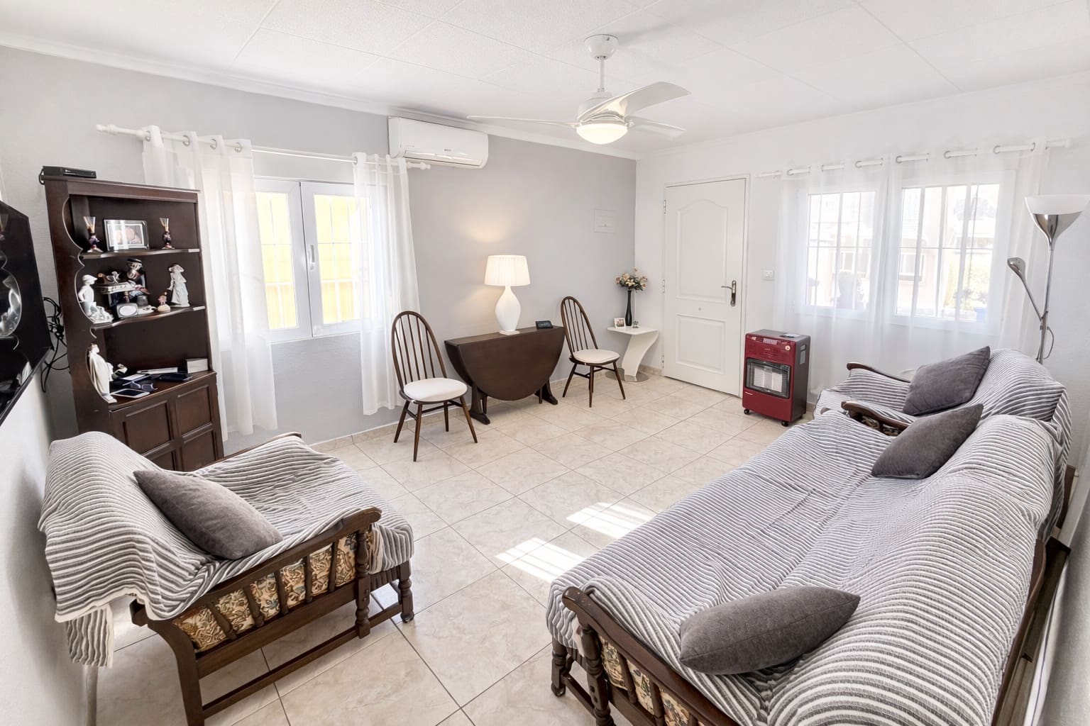 2 quarto Moradia para venda em La Marina com piscina garagem - 205 000 € (Ref: 9532739)