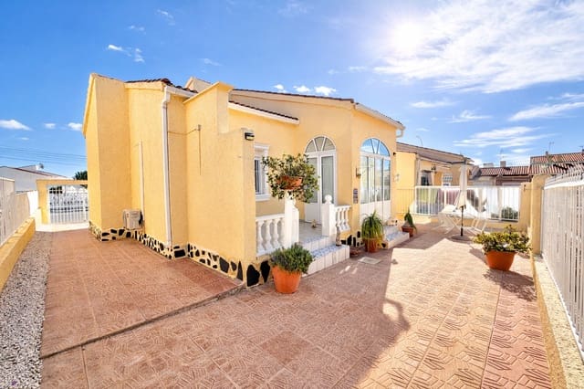 2 quarto Moradia para venda em La Marina, Elche / Elx com piscina garagem - 205 000 € (Ref: 9532739)