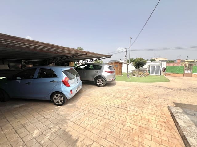 4 quarto Moradia para venda em La Marina, Elche / Elx com piscina garagem - 385 000 € (Ref: 9535190)