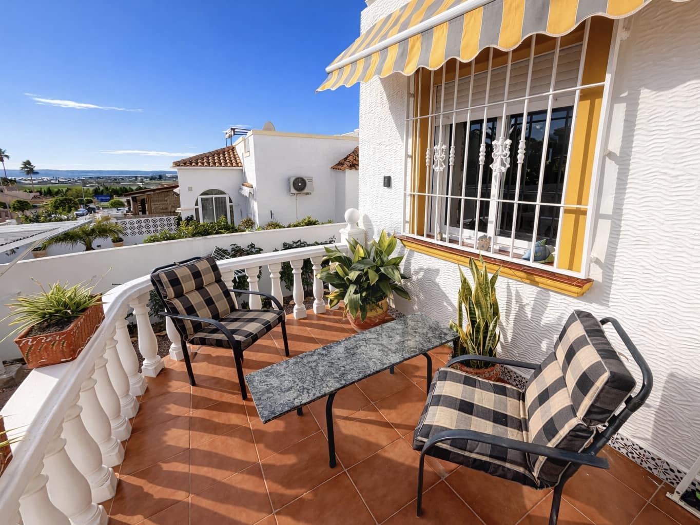 3 bedroom Villa for sale in La Marina with pool garage - € 184,950 (Ref: 9542393)