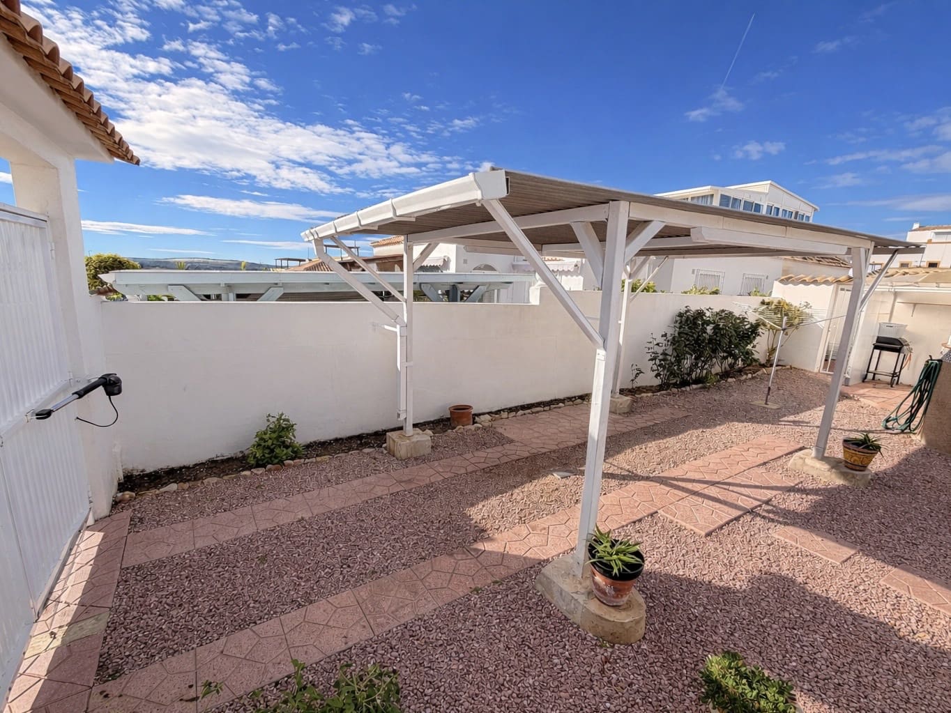 3 bedroom Villa for sale in La Marina with pool garage - € 184,950 (Ref: 9542393)