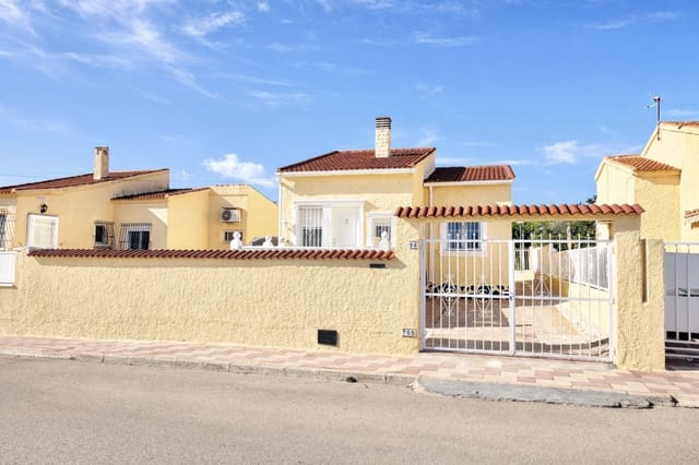2 soveværelse Villa til salg i La Marina, Elche / Elx med swimmingpool garage - € 205.000 (Ref: 9544556)