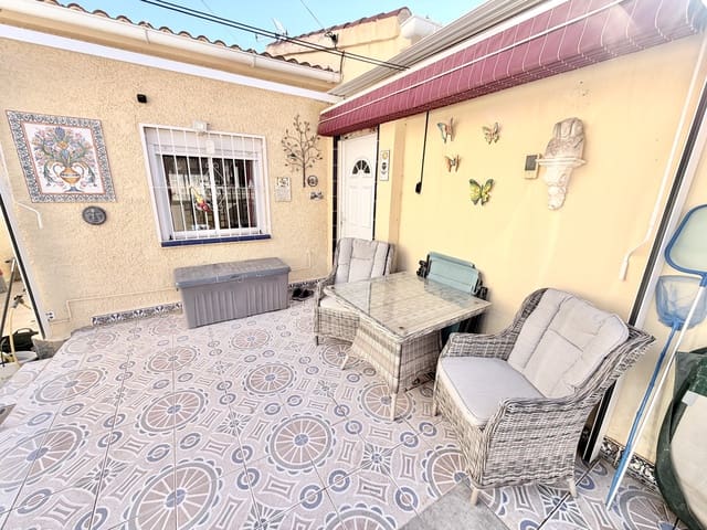 3 makuuhuone Huvila myytävänä paikassa La Marina, Elche / Elx mukana 
autotalli - 188 999 € (Ref: 9544558)