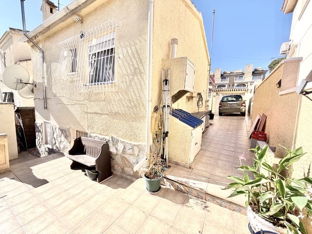 3 makuuhuone Huvila myytävänä paikassa La Marina, Elche / Elx mukana 
autotalli - 188 999 € (Ref: 9544558)