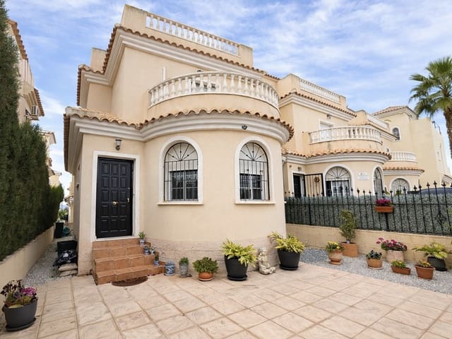 3 soveværelse Villa til salg i La Marina, Elche / Elx med swimmingpool garage - € 172.000 (Ref: 9559757)