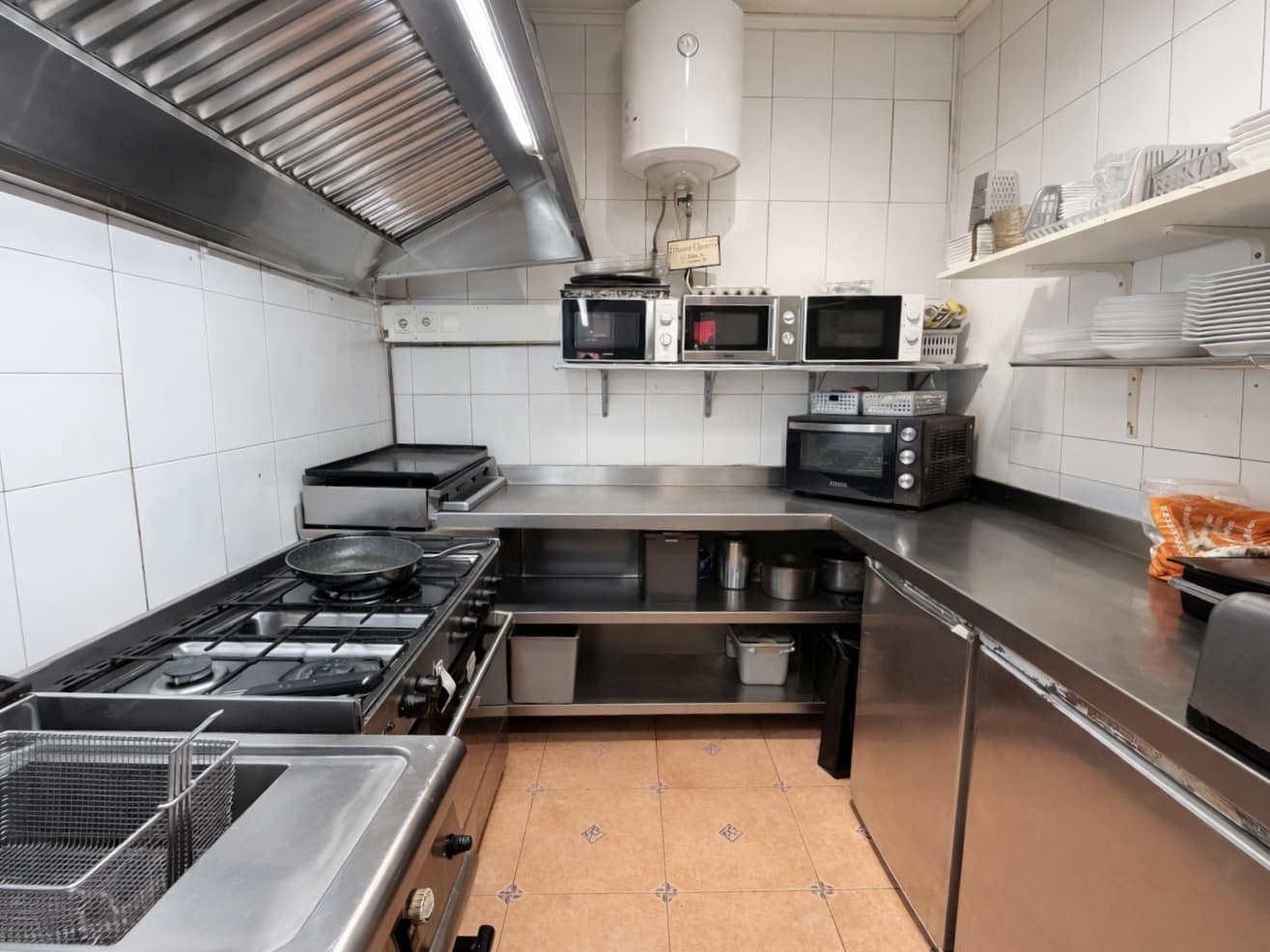 Comercial para venda em San Fulgencio com garagem - 79 950 € (Ref: 9565697)